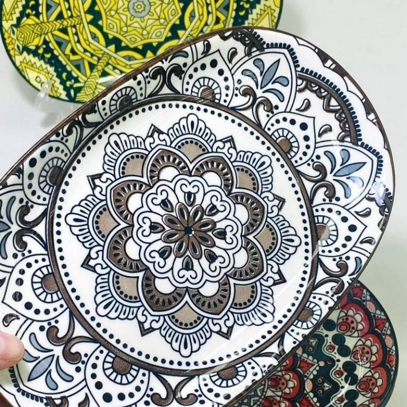 Тарілка овальна Тригір'я