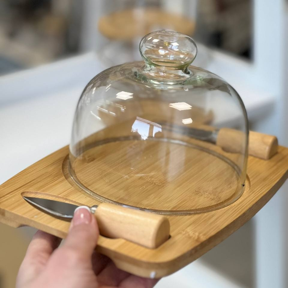 Сырница с ножом и крышкой Circle