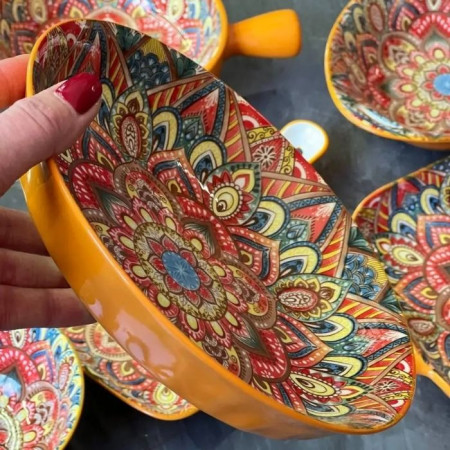 Тарелка глубокая Painted yellow