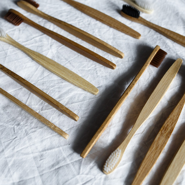 Дерев'яна зубна щітка Сlack