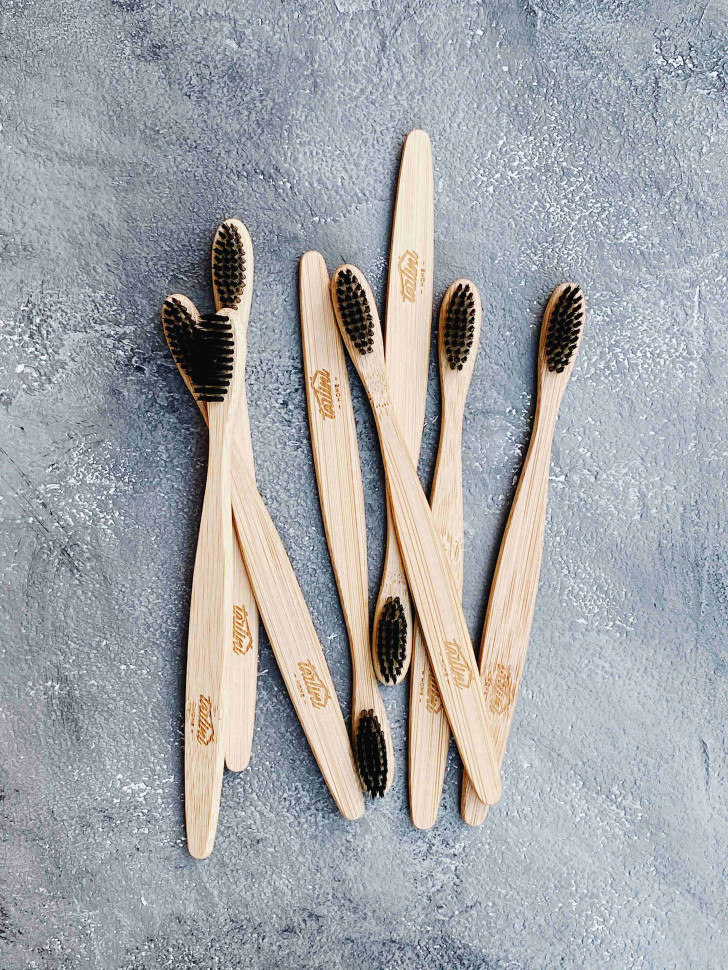 Дерев'яна зубна щітка Сlack