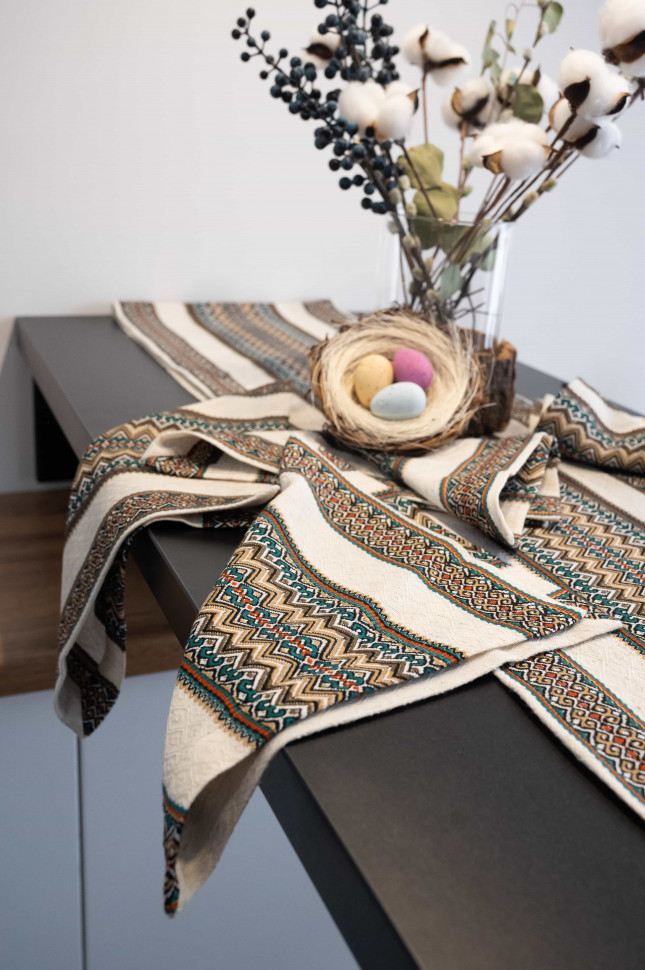 Вишита доріжка-скатертина та серветки Ethnic