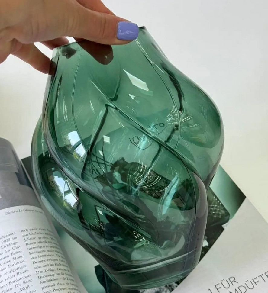 Стеклянная ваза Aura