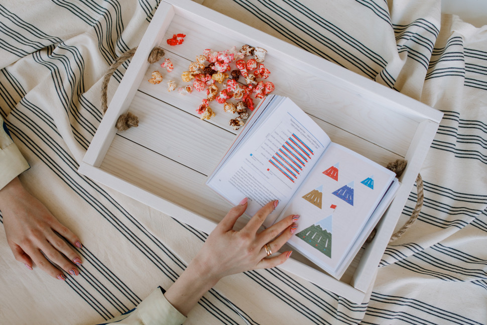 Дерев'яний піднос White moon