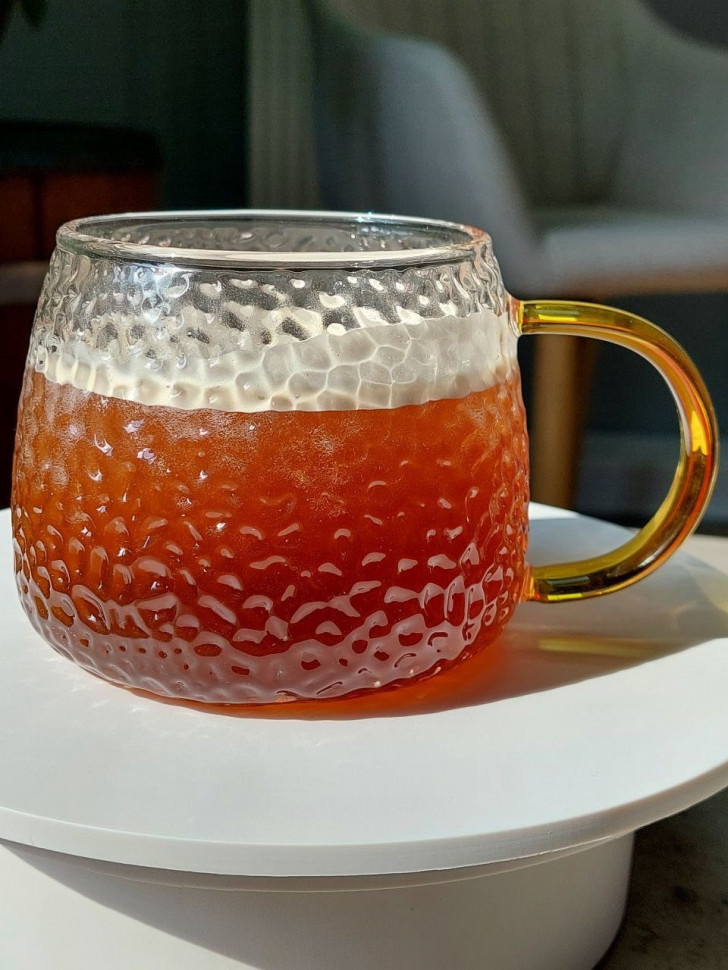 Скляна чашка Drip