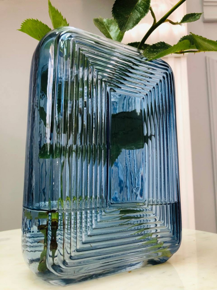  Скляна ваза Lifi