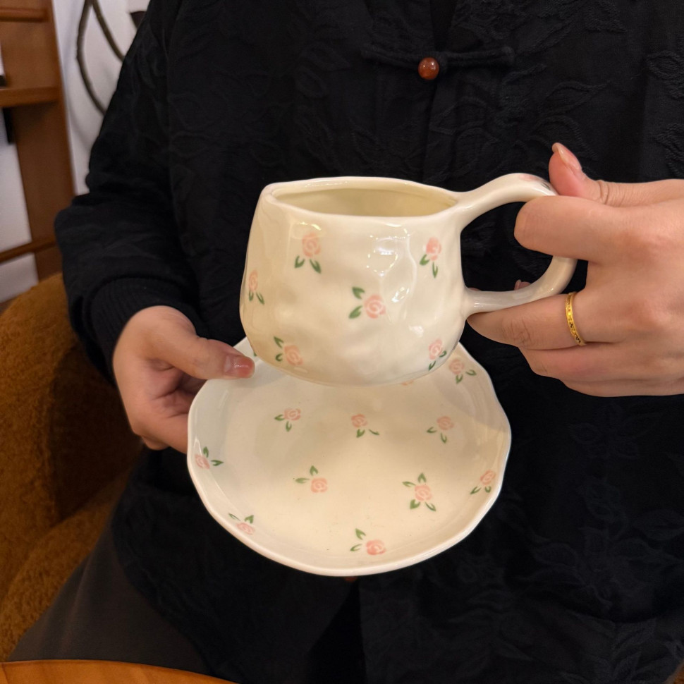 Чашка с блюдцем Delicate flower 300 мл 