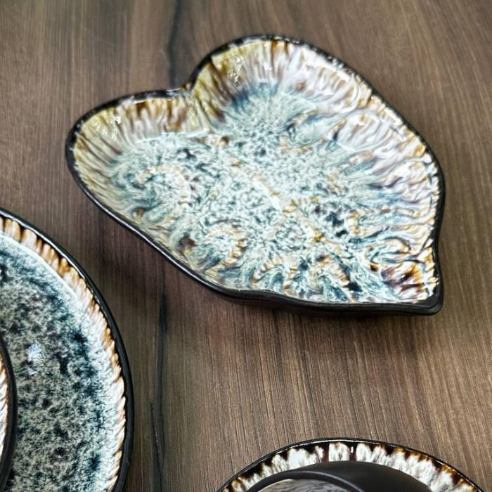 Тарілка листок Panoptikon II