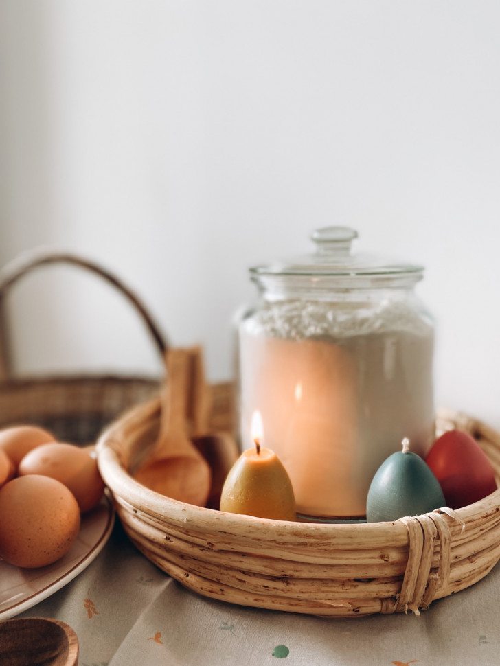 Восковая свеча Easter Egg