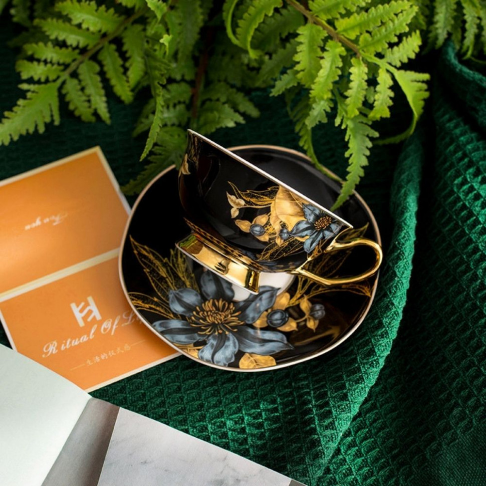 Чашка з блюдцем Victorian Charm