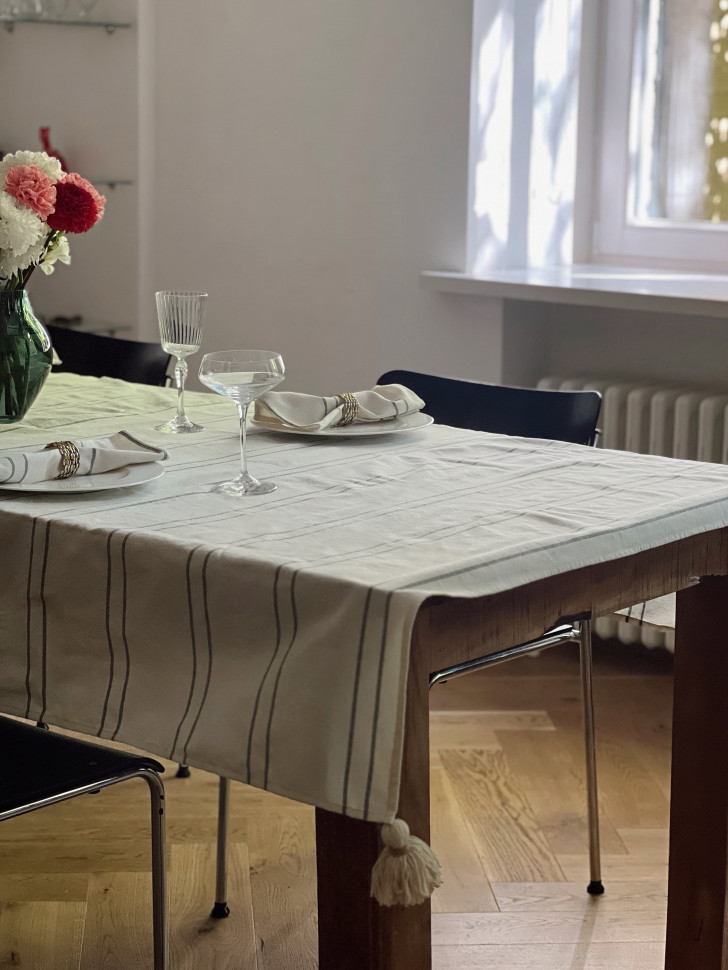 Скатерть Milis 