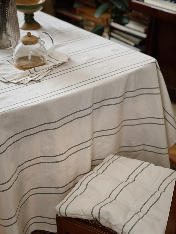 Скатерть Milis 