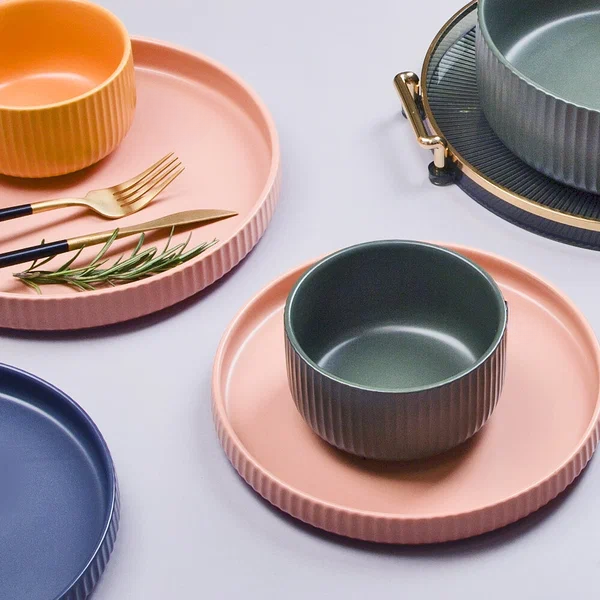 Фарфоровая тарелка Scandi