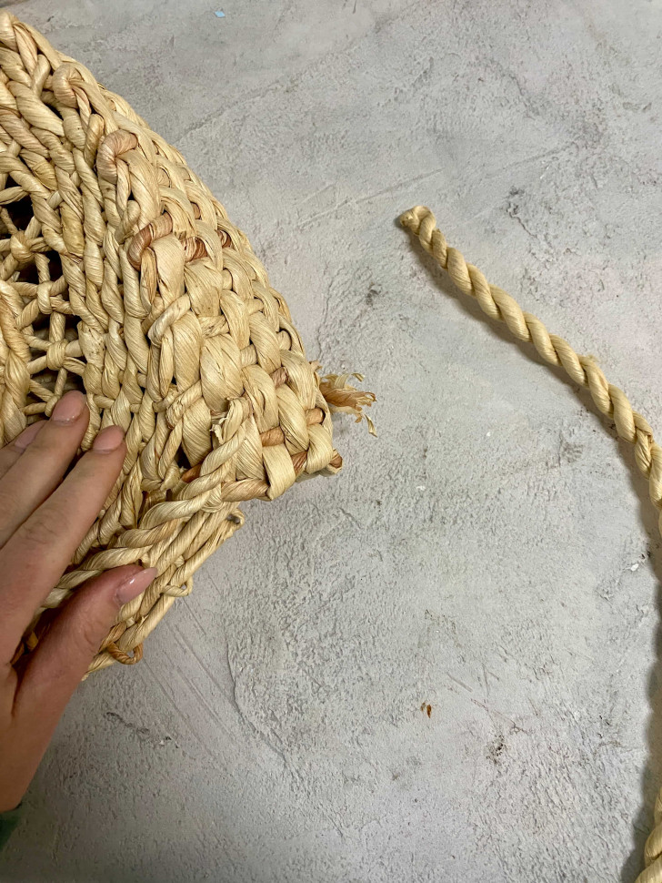 Круглая сумка Banana