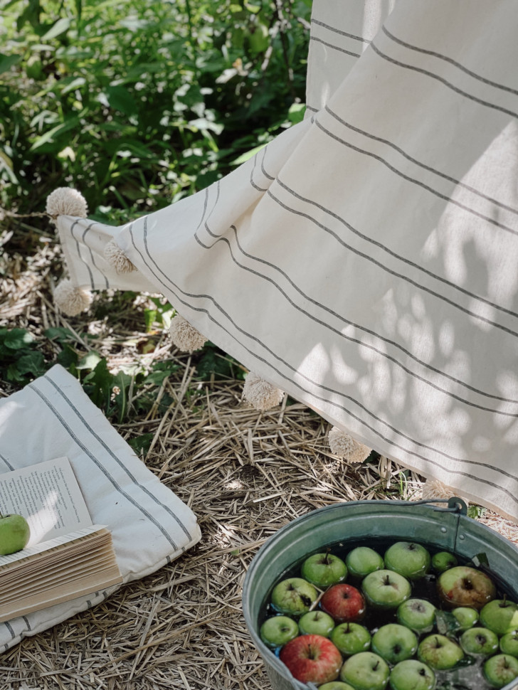 Покривало (пляжний килимок) Milis з бубонами