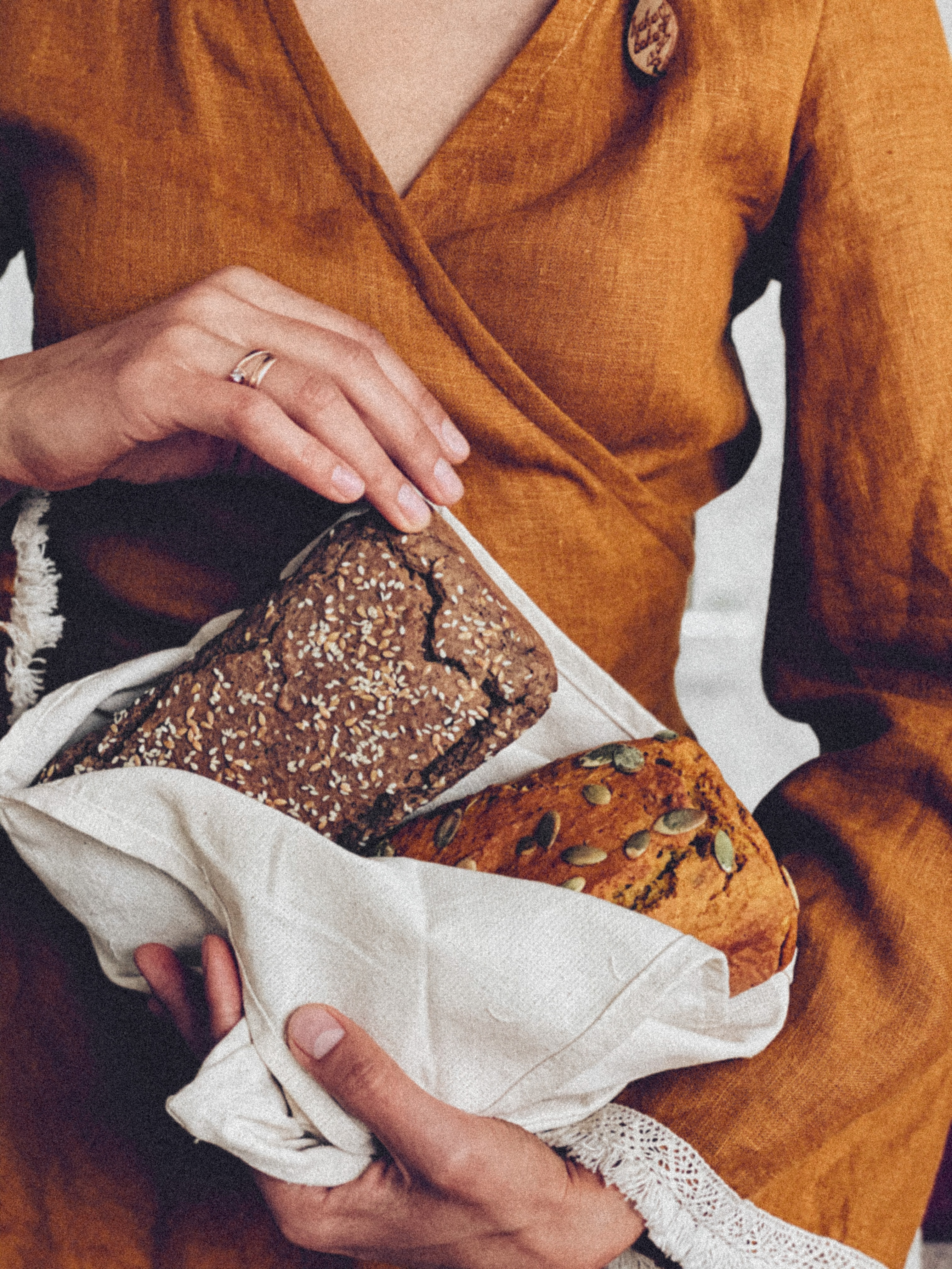 Как выбрать полезный хлеб и правильно его хранить?